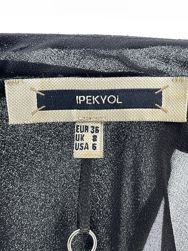36 Beden siyah Renk ipekyol Bluz %70 İndirimli.