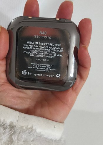 Mat Bitişli Sıkıştırılmış Pudra Fondöten SPF 30 - Görsel 4