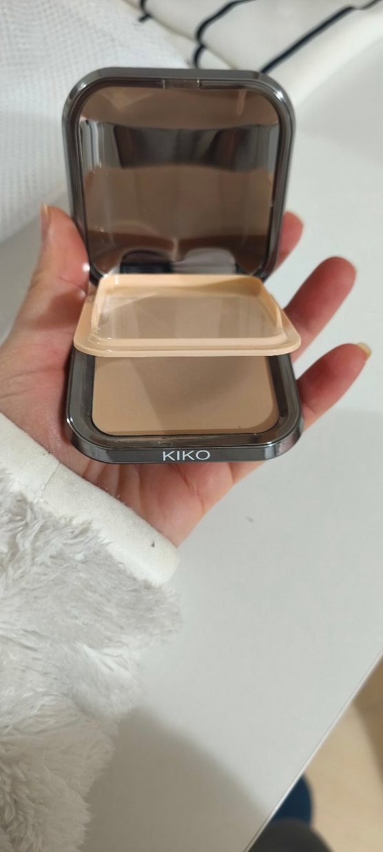 Mat Bitişli Sıkıştırılmış Pudra Fondöten SPF 30 - Görsel 3