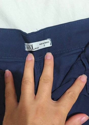 Diğer Kadın Lacivert Yüksek Bel Midi Şort