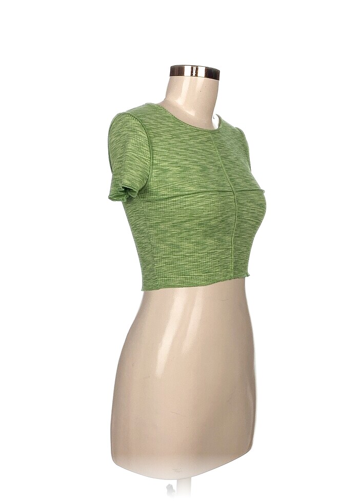 H&M T-shirt %70 İndirimli. - Görsel 2