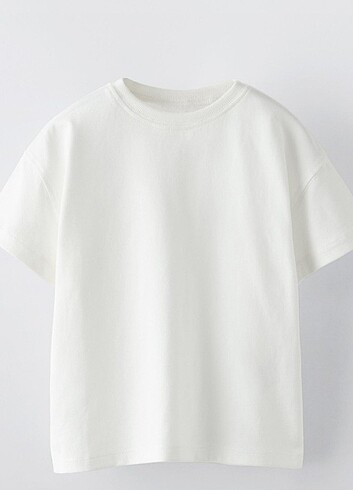 Zara aplikeli t shirt 