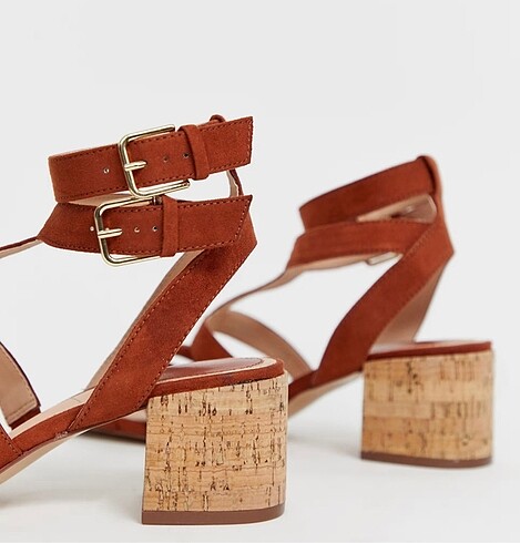 37 Beden kahverengi Renk Stradivarius bantlı sandalet
