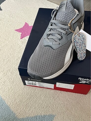 44 Beden Reebok