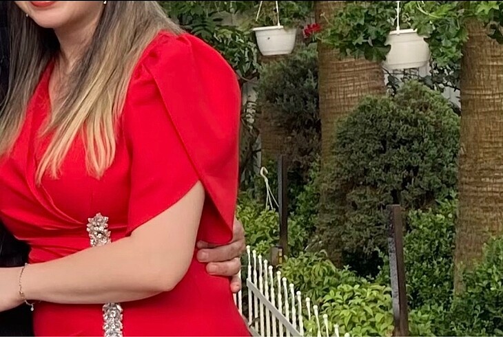 Diğer Kırmızı abiye elbise
