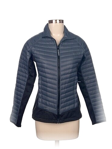 Helly Hansen Mont %70 İndirimli.