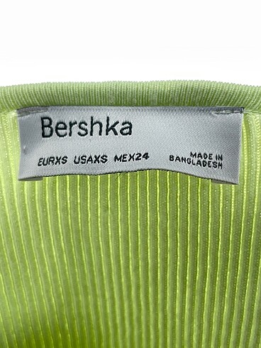 xs Beden yeşil Renk Bershka Mini Üst %70 İndirimli.