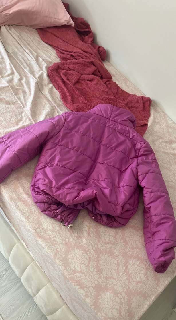 Mor Fermuarlı Kısa Kadın Mont - Görsel 2