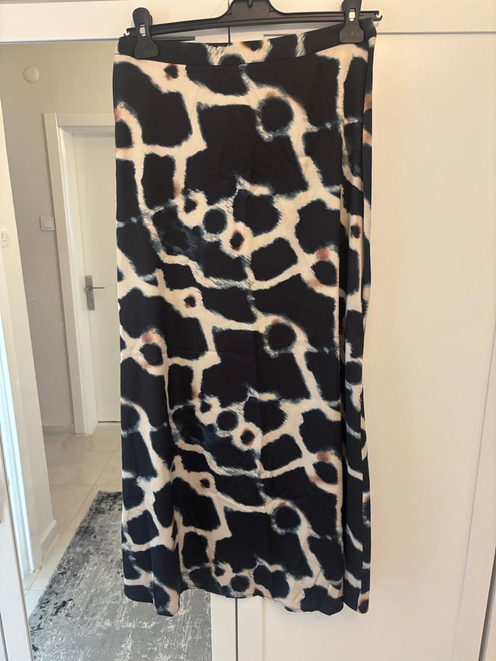 Uzun Kadın Etek - Görsel 2