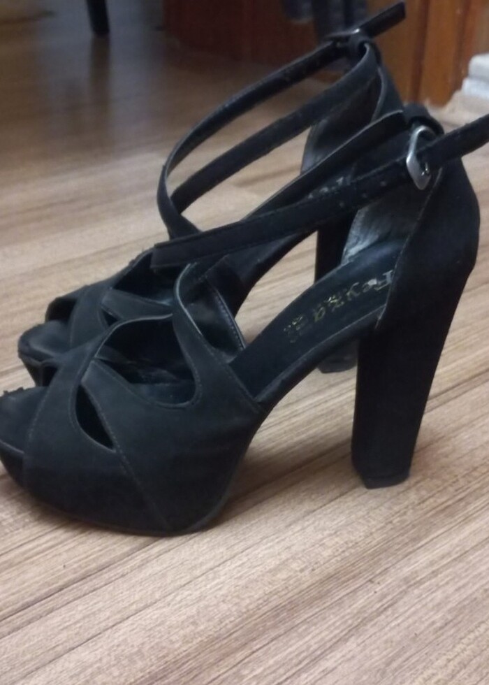 Platform topuk süet bilek bağlama detaylı ayakkabı - Görsel 2