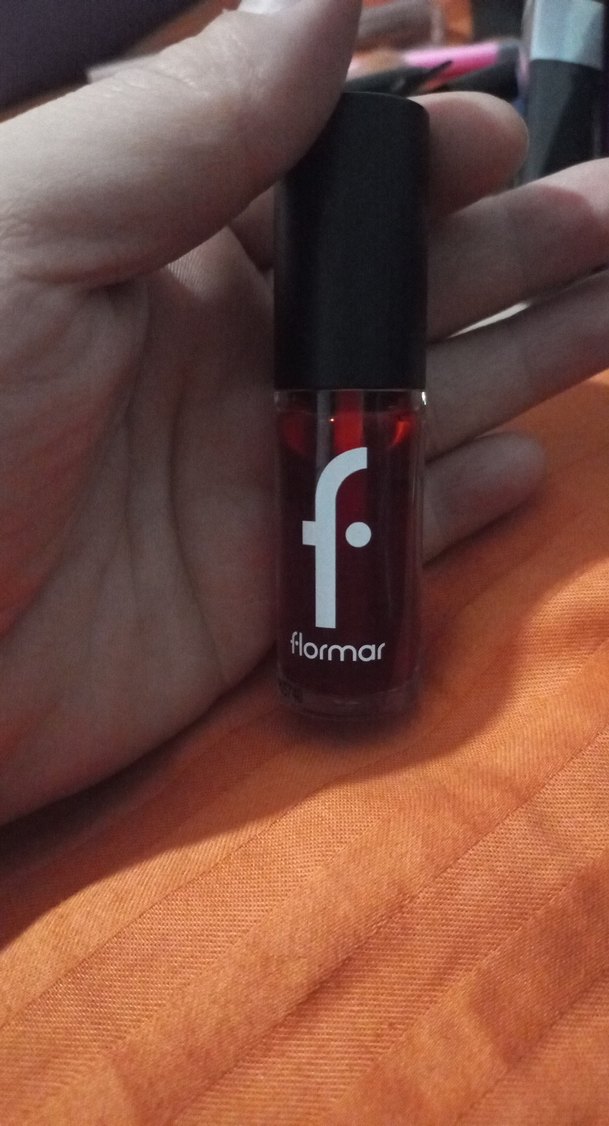 Canlı Kırmızı Su Bazlı flormar 002 love craft dudakveyanak tilt - Görsel 5