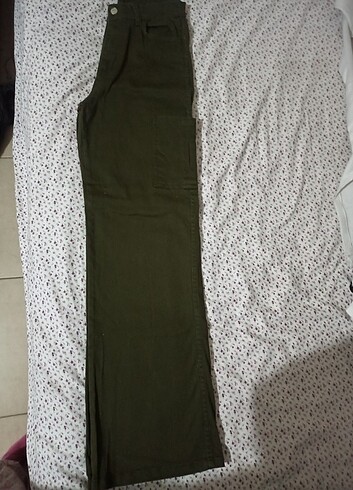 Haki yeşili kargo pantolon 