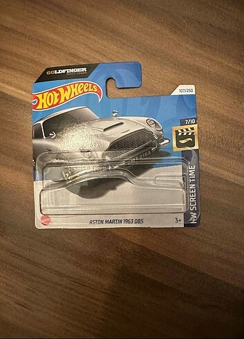  Hot Wheels Aston Martin db5