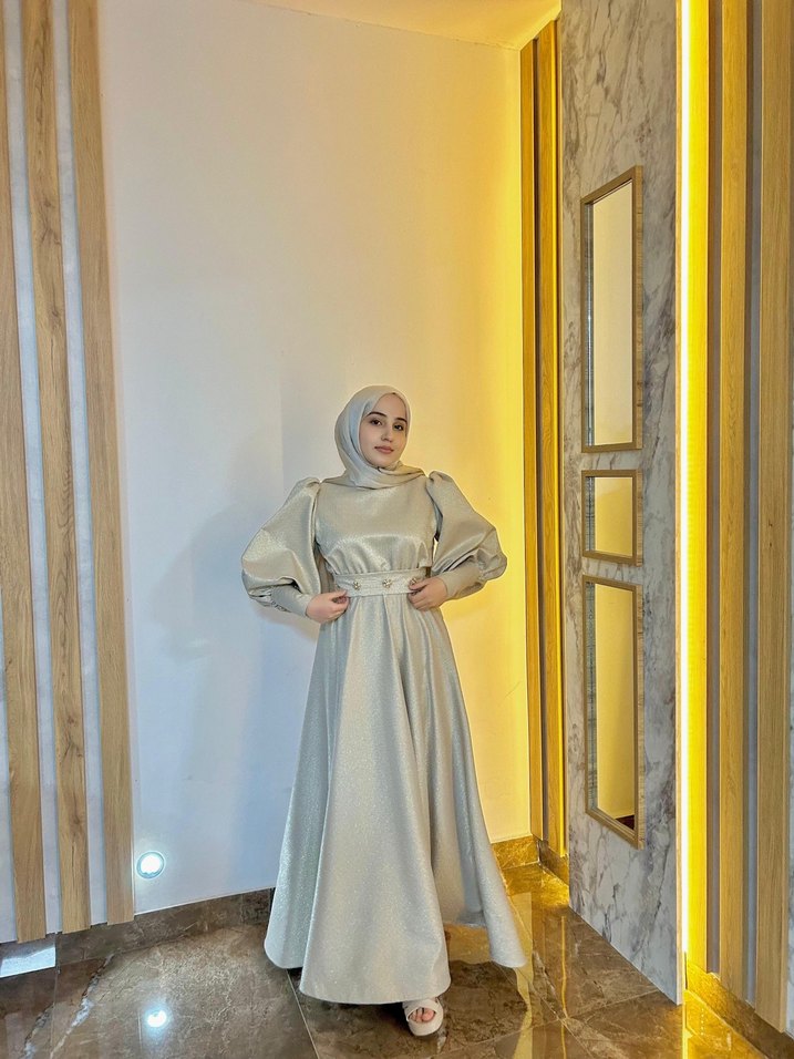 Uzun Bej Drape Detaylı Tesettür Abiye - Görsel 2