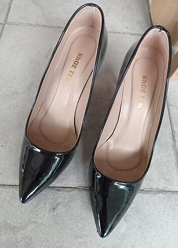 Siyah stiletto