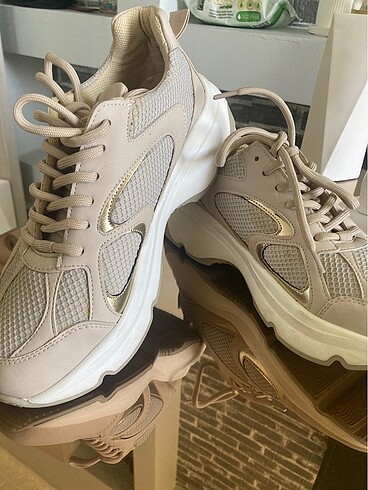38 Beden ten rengi Renk Sneaker derimod
