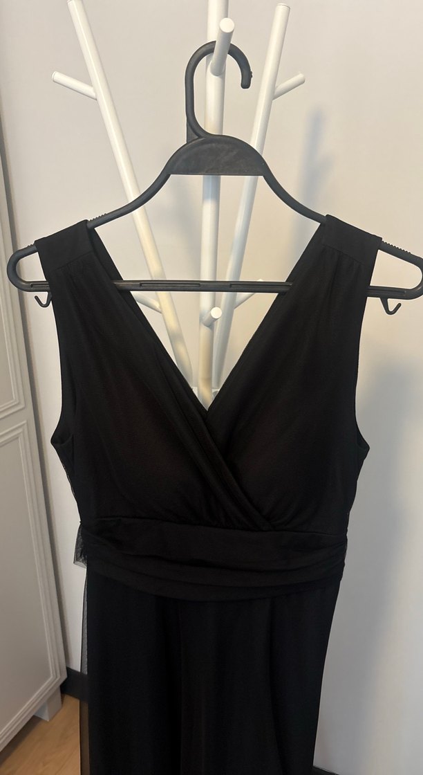 Uzun Siyah V Yakalı Drapeli Kadın Elbise - Görsel 4