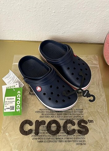 37 Beden lacivert Renk CROCS LACİVERT 37 NO
