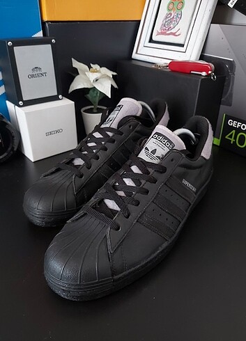 Adidas Superstar