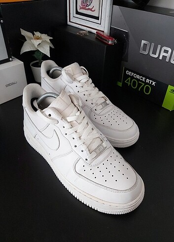 Nike Air Force