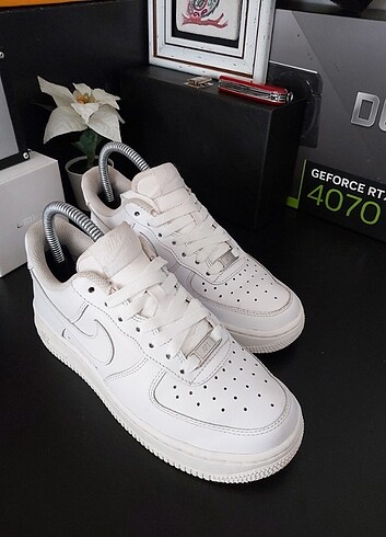 Nike Air Force