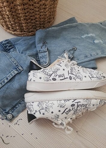 LC Waikiki LCW Lisanslı Spor Ayakkabı Tom ve Jerry