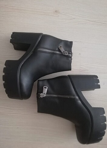 37 Beden siyah Renk Siyah Deri Bot