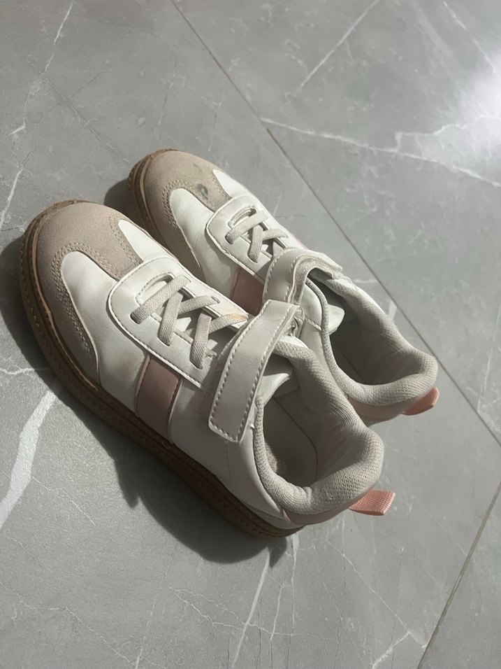 Spor Ayakkabı - Görsel 2