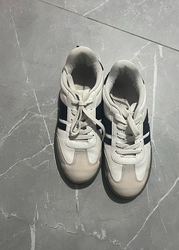 Spor Ayakkabı - Görsel 2