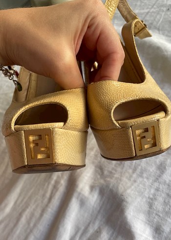 Bej Yılan Derisi Desenli Topuklu Kadın Ayakkabı - Görsel 10