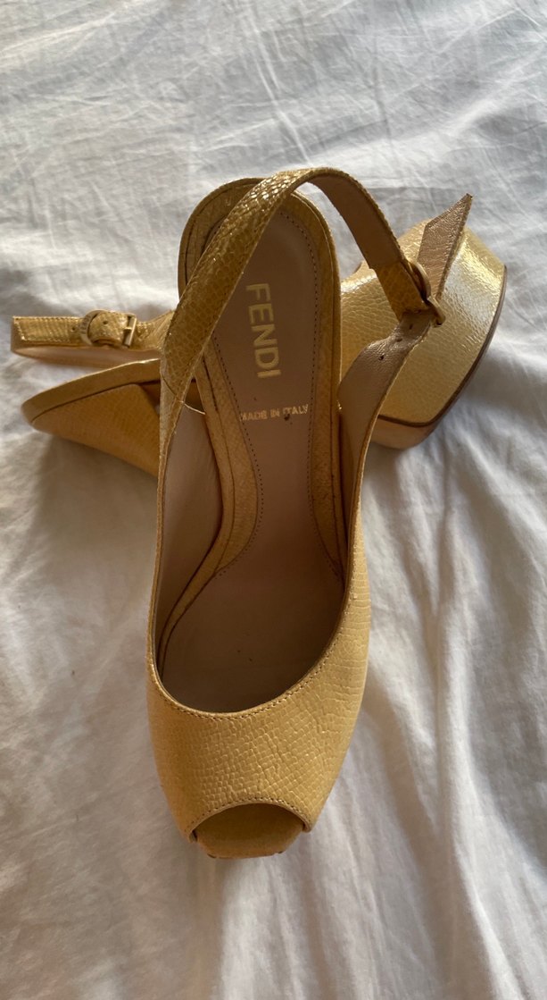 Bej Yılan Derisi Desenli Topuklu Kadın Ayakkabı - Görsel 3