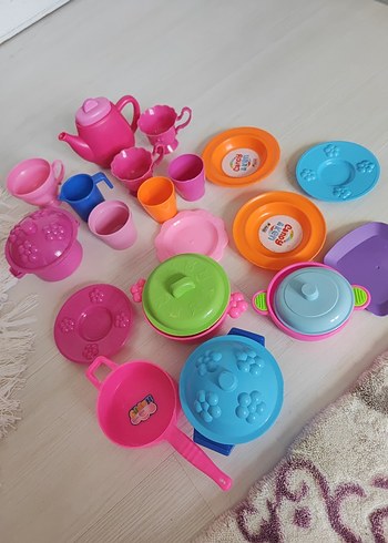 Renkli Plastik Oyuncak Mutfak Seti