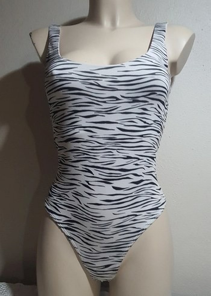 Kadın Zebra Desenli Kolsuz Body - Görsel 3