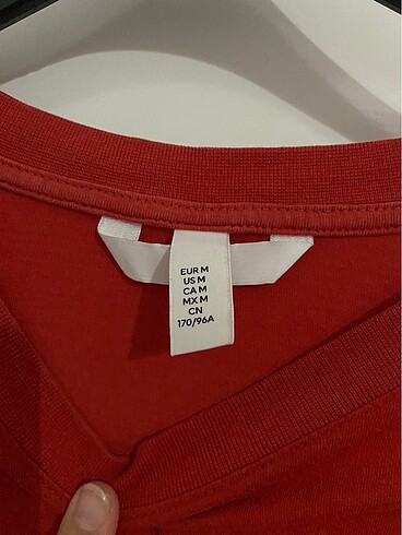 m Beden Tişört