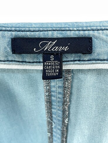 s Beden çeşitli Renk Mavi Jeans Gömlek %70 İndirimli.