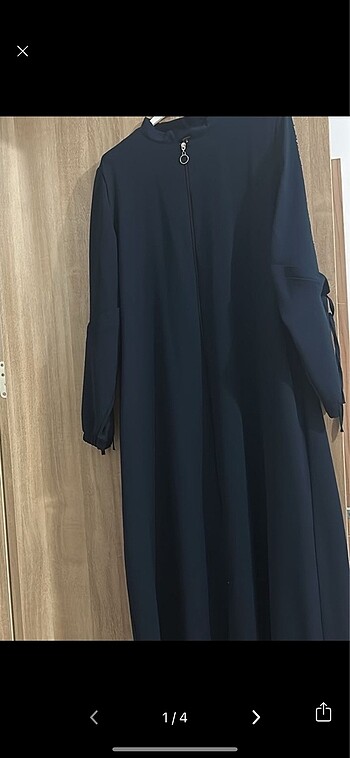 44 beden lacivert işlemeli ferace