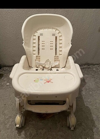 Kraft otomatik sallanan beşik ve mama sandalyesi
