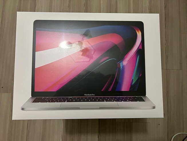 MacBookPro M2 10 GPU 16GB 512GB SSD 13 fiyat aciklamada