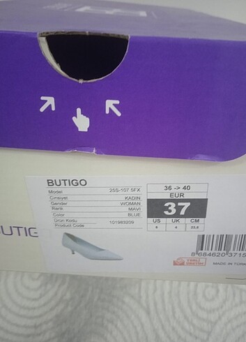 Kısa topuklu stiletto