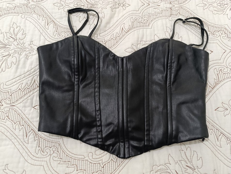 Zara Siyah Deri Crop Büstiyer — görsel 4/7