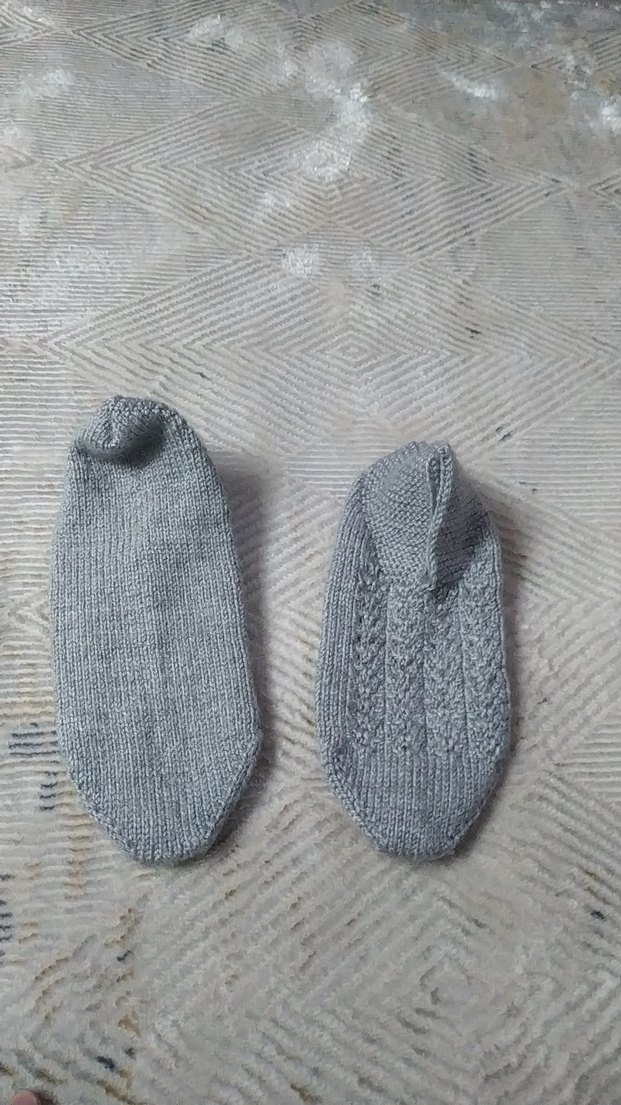 Gri Erkek Bebek Örgü Patik - Görsel 3