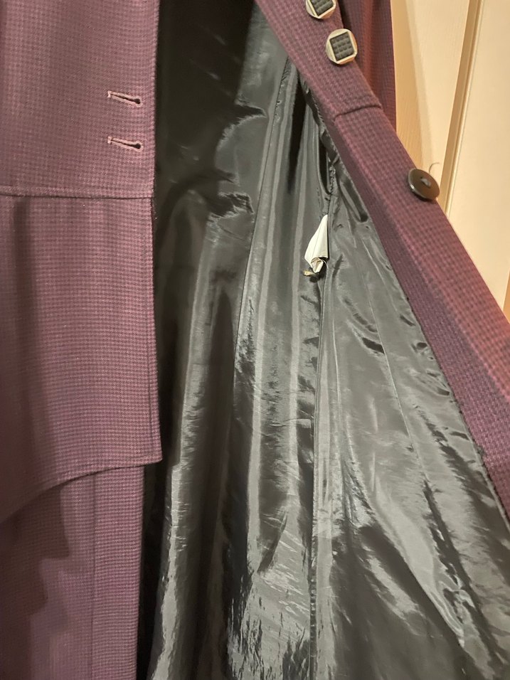 Uzun Mor Düğmeli  Kadın Kaban - Görsel 3