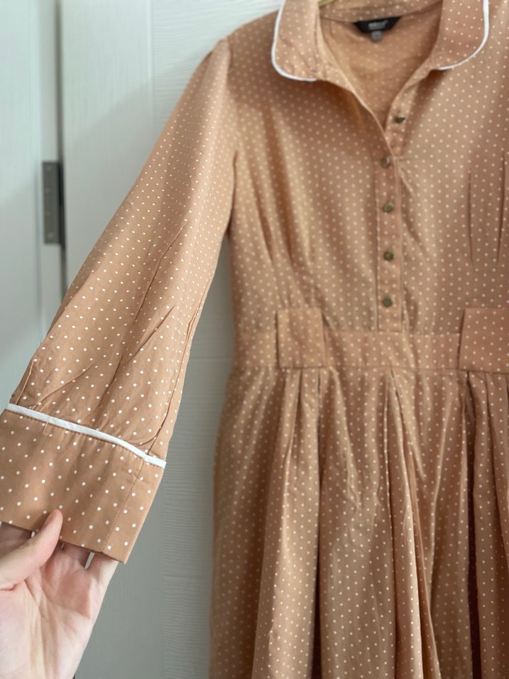 Kadın Bej Uzun Kollu Düğmeli Elbise Micca Marka - Görsel 3