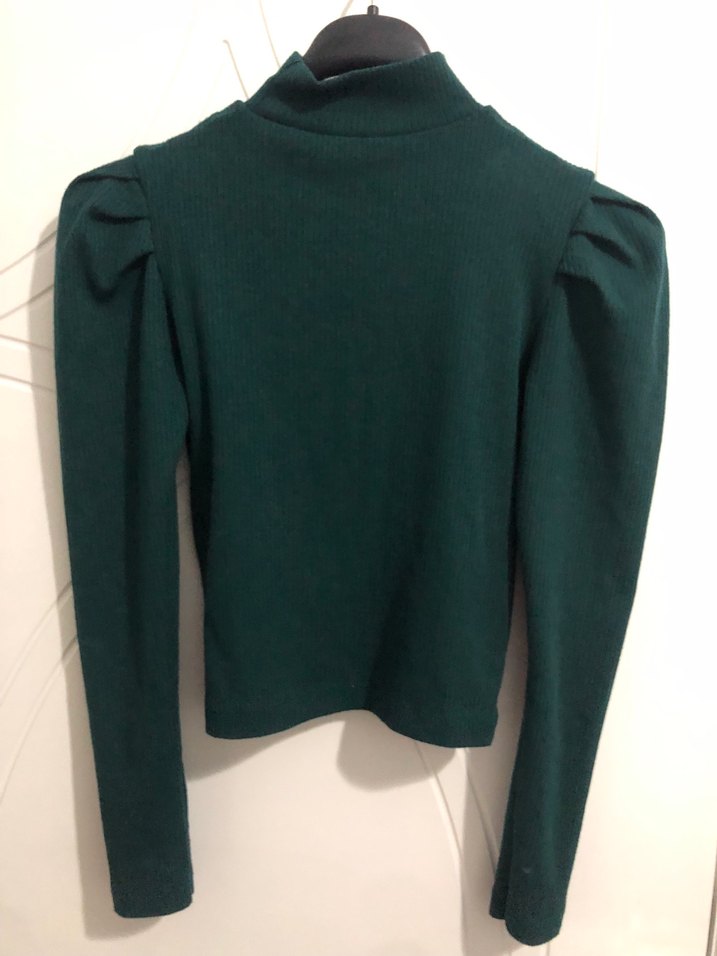 Omuz detaylı bluz - Görsel 2