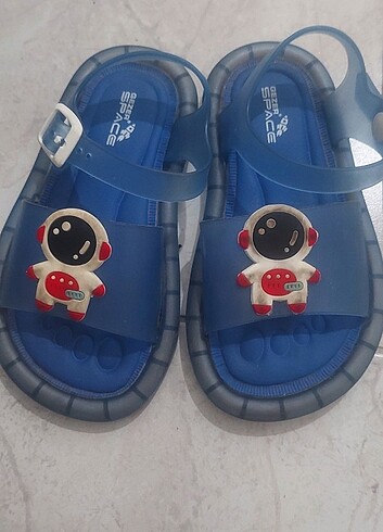 Erkek çocuk sandalet