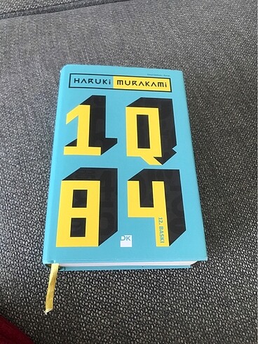 HARUKI MURAKAMI 1Q84