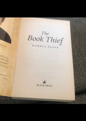 Beden Renk Markus Zusak THE BOOK THIEF