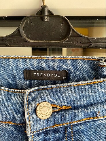 50 Beden Trendyol pantolon hiç giyilmedi