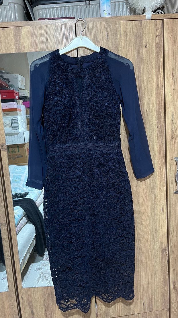 Dantel Detaylı Lacivert Midi Elbise - Görsel 2