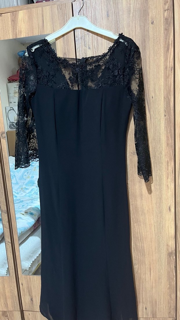 Dantel Detaylı Siyah Uzun Kollu Kadın Abiye Elbise - Görsel 2